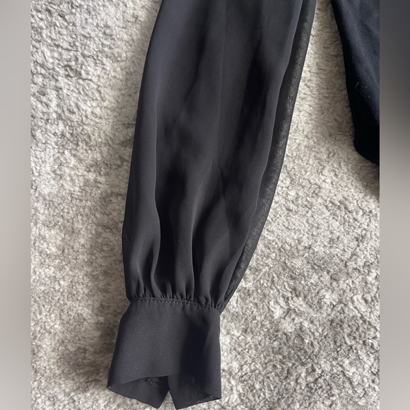 Black Deep V Bodysuit - Picture 4 of 8